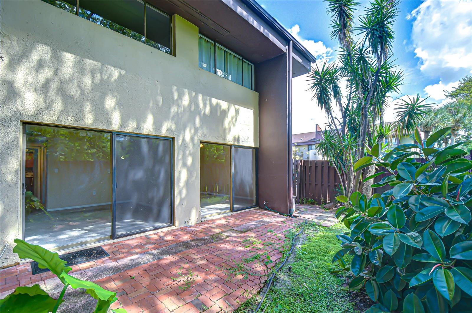 VILLAGE LAKE CONDO - Residential