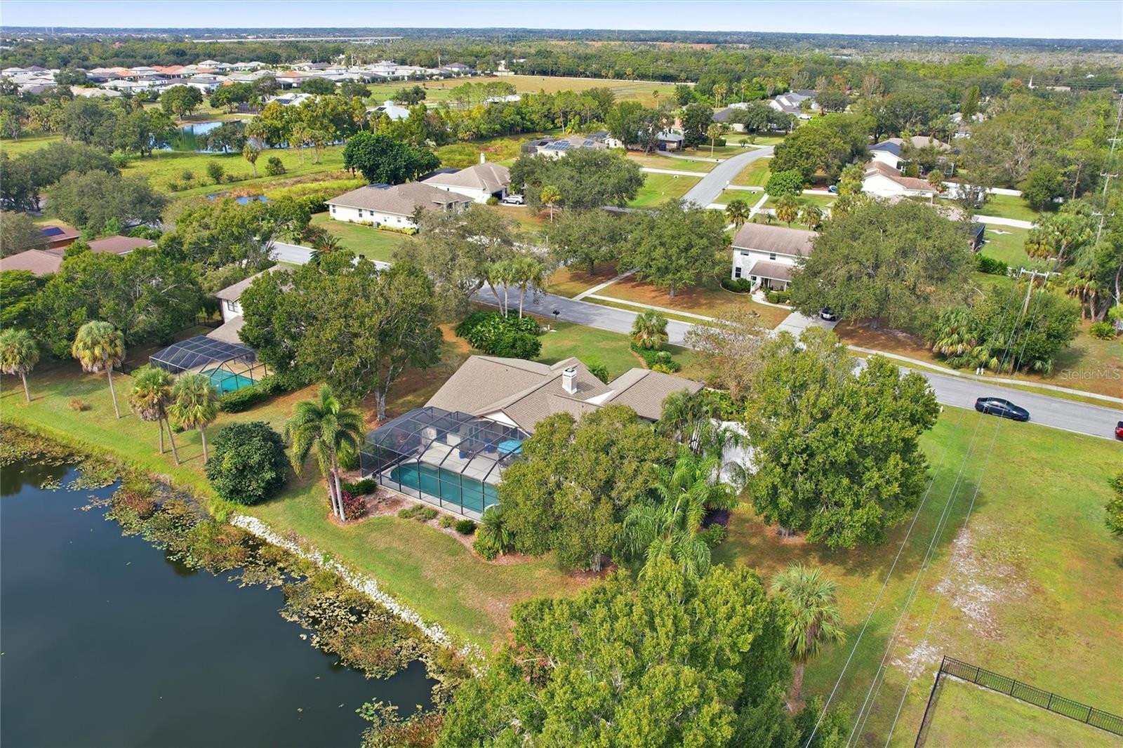 HIDDEN OAKS - Residential