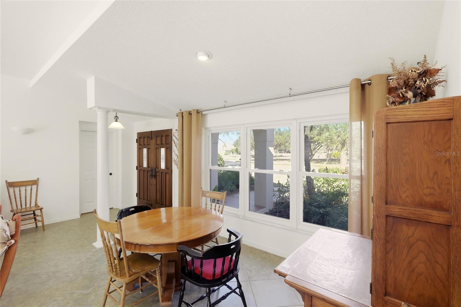 HIDDEN OAKS - Residential