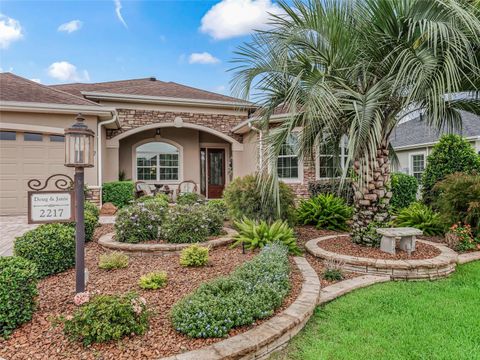 Tiny photo for 2217 Isleworth Circle, The Villages, FL 32163 (MLS # G5099132)