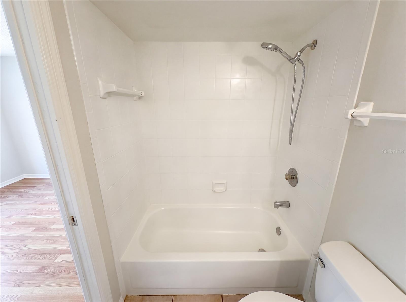 DEAN COVE - Residential