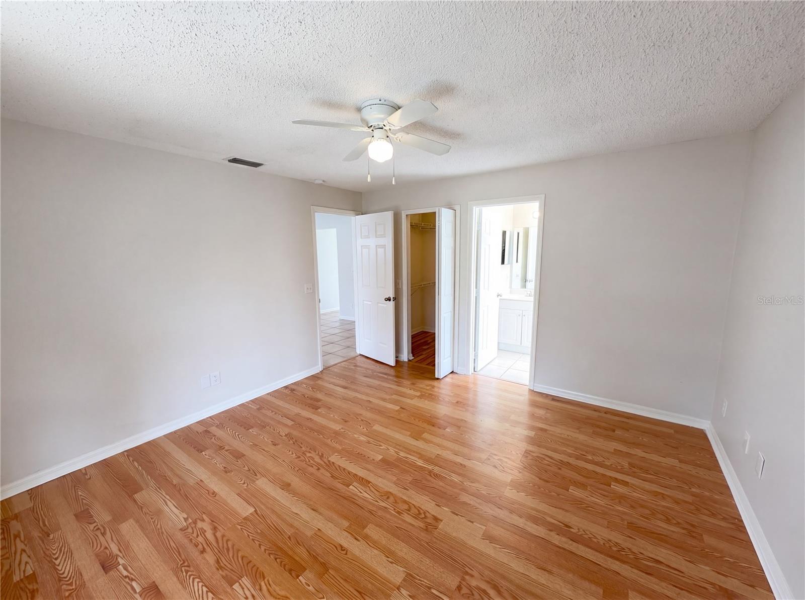 DEAN COVE - Residential