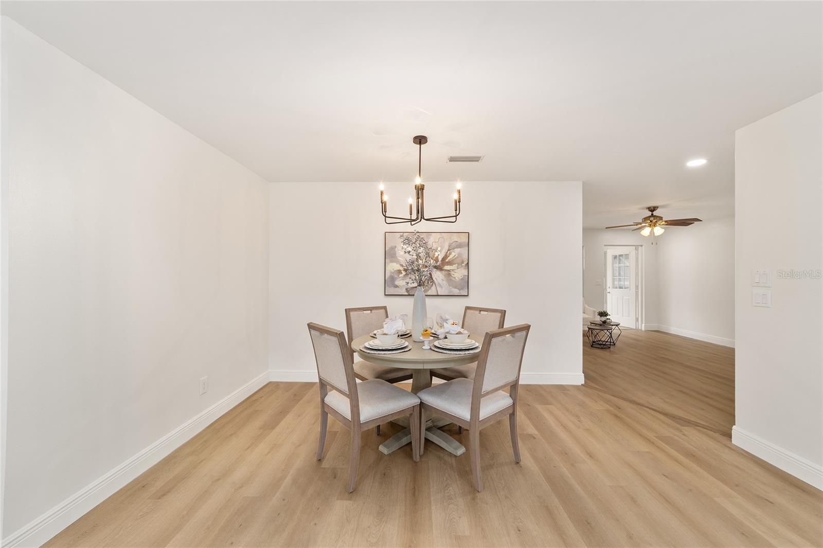 ON TOP OF THE WORLD - Residential