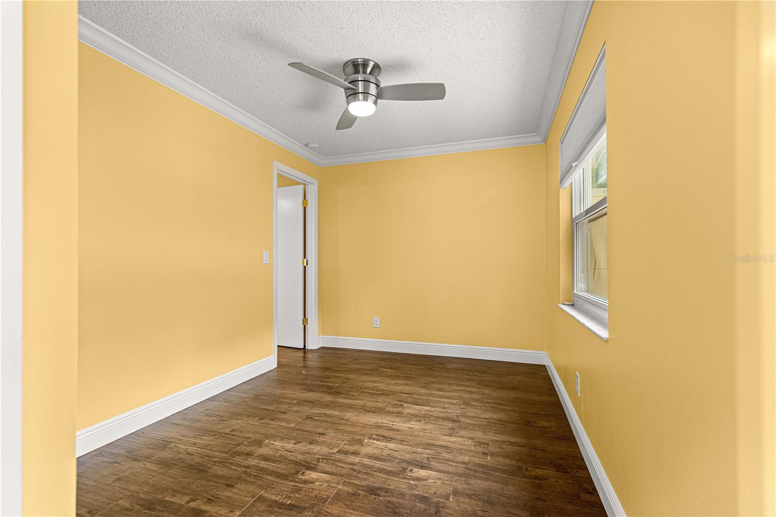 ON TOP OF THE WORLD - Residential