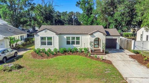 Photo of 908 W Candlewood Avenue, Tampa, FL 33603 (MLS # TB8513924)