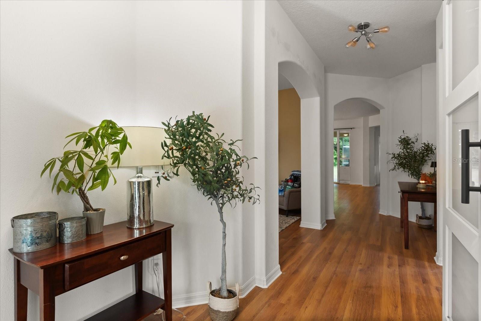 2425 PRAIRIE VIEW DRIVE