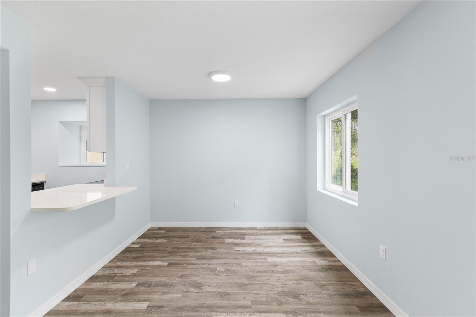 WOODSIDE VILLAGE CONDO - Residential