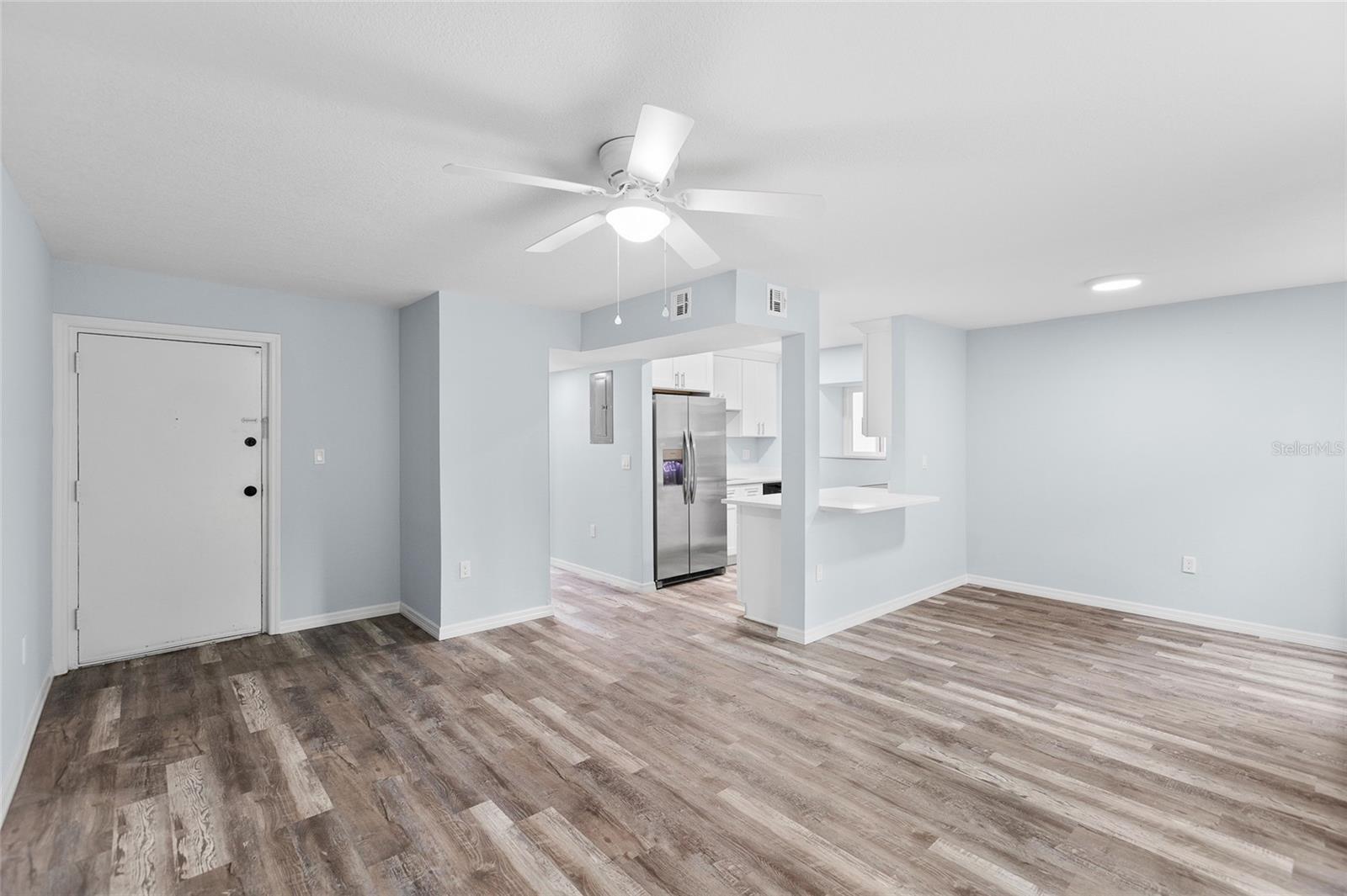 WOODSIDE VILLAGE CONDO - Residential