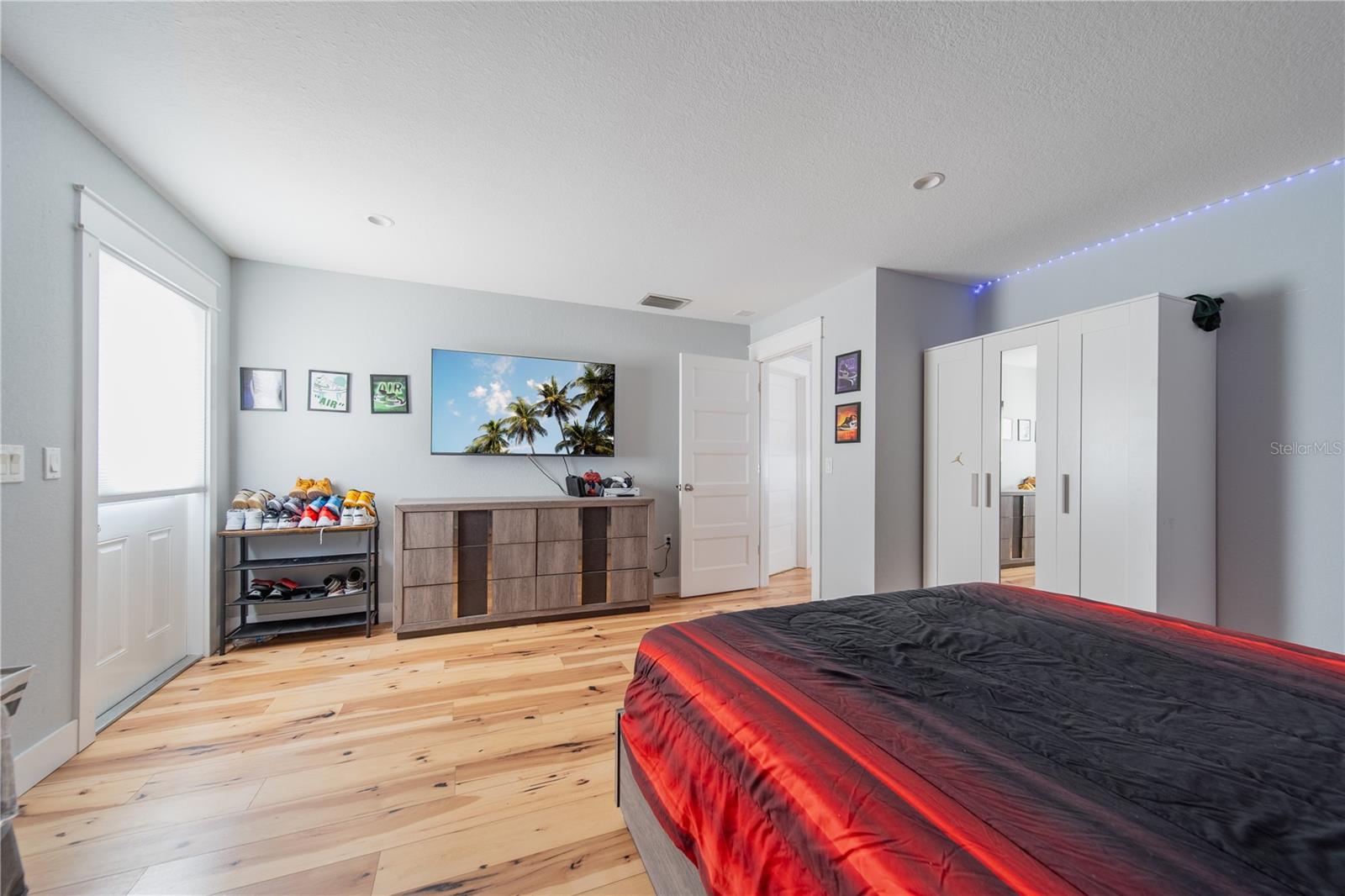 WARM MINERAL SPGS - Residential