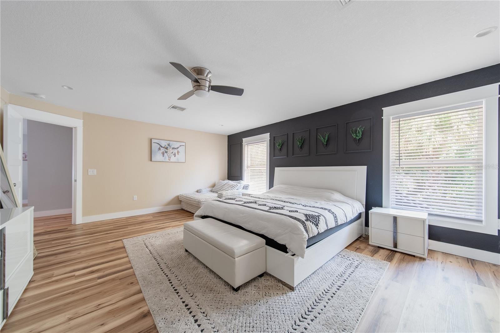 WARM MINERAL SPGS - Residential