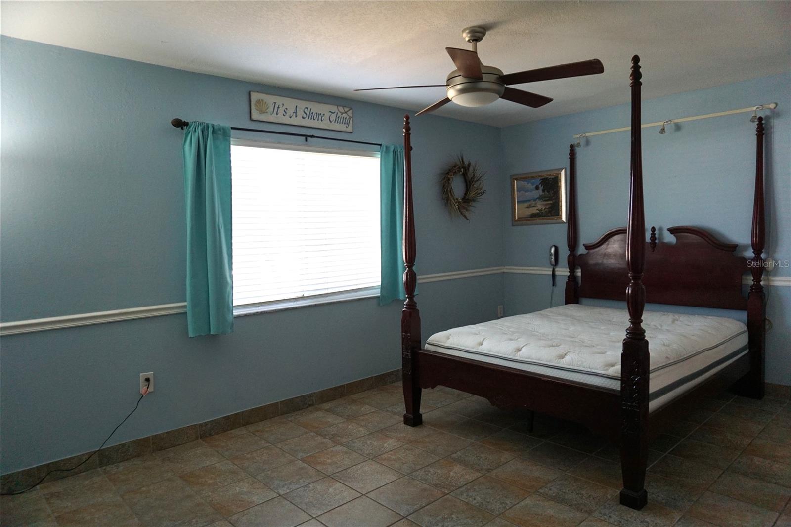 BONNIE BAY UNIT THREE PHASE ONE - Residential