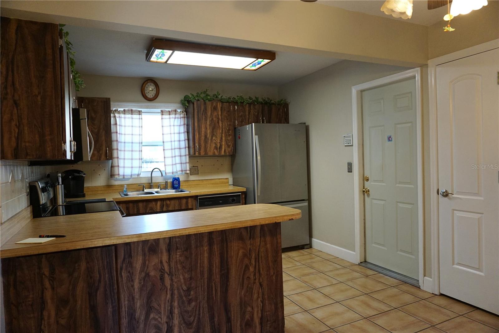 BONNIE BAY UNIT THREE PHASE ONE - Residential