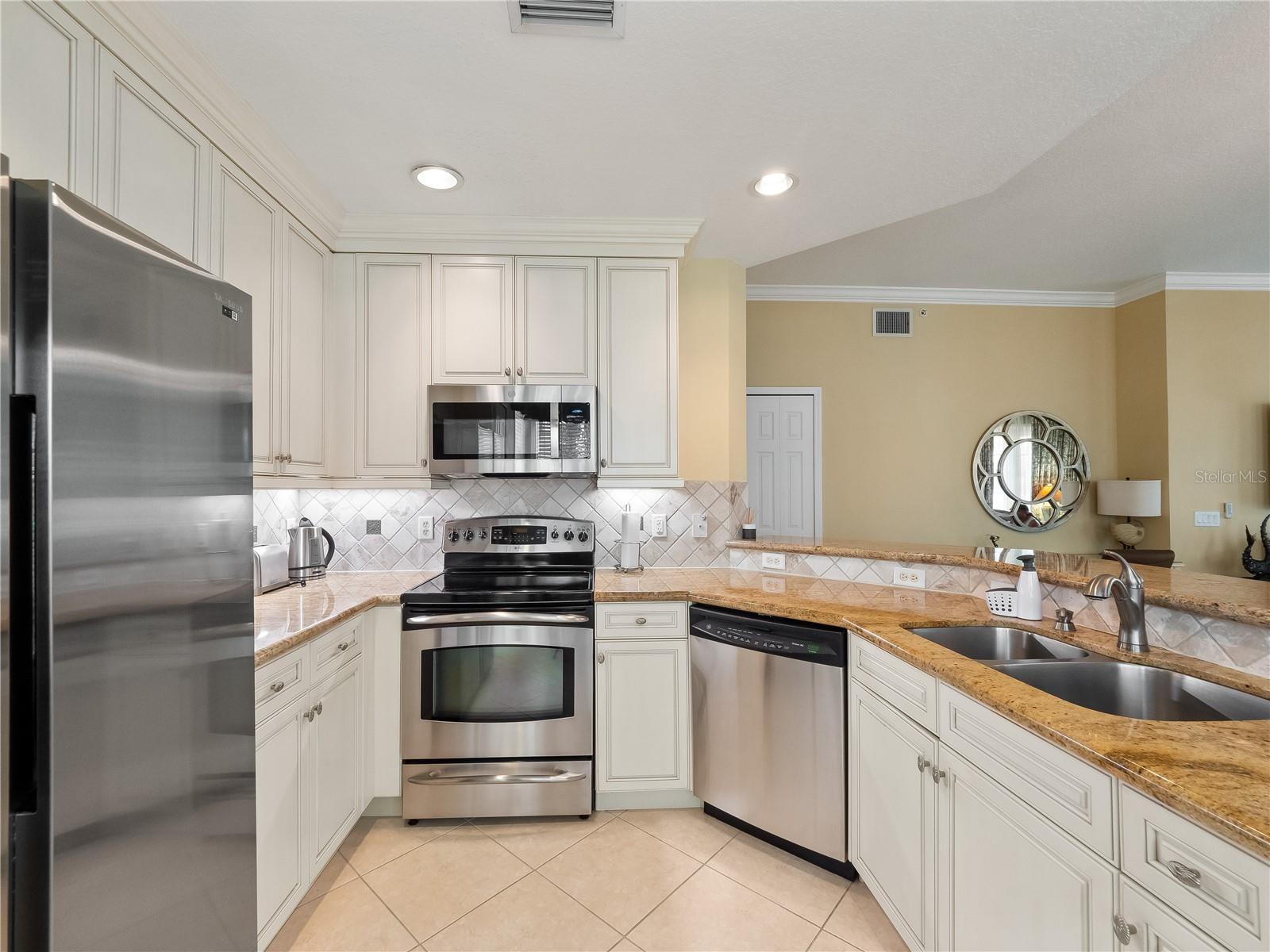 TERRACES AT REUNION CONDO PH 7 - Residential