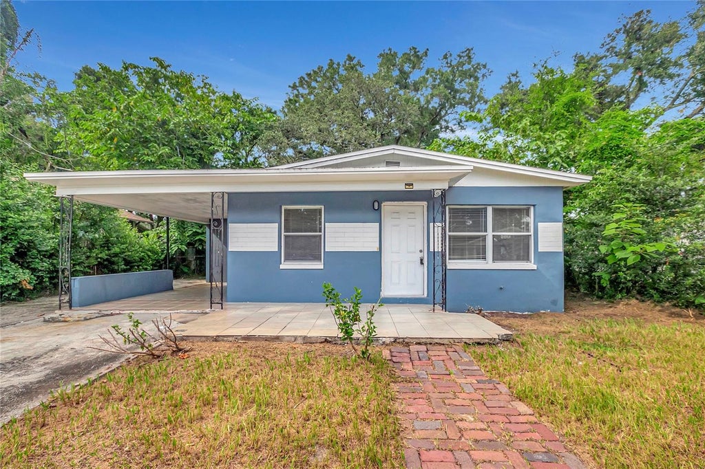 Photo of 1212 E 33rd Avenue, Tampa, FL 33603 (MLS # TB8548031)