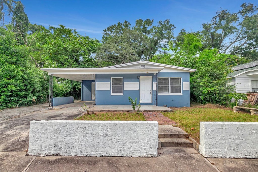 Photo of 1212 E 33rd Avenue, Tampa, FL 33603 (MLS # TB8548031)