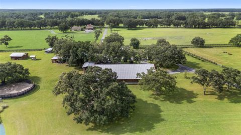 Tiny photo for 18800 SE 47 Place, Morriston, FL 32668 (MLS # OM705137)