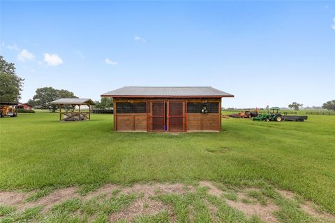 Tiny photo for 18800 SE 47 Place, Morriston, FL 32668 (MLS # OM705137)