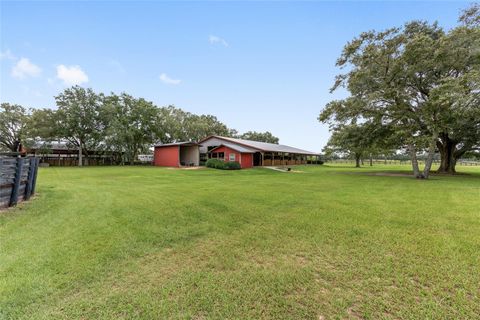 Tiny photo for 18800 SE 47 Place, Morriston, FL 32668 (MLS # OM705137)