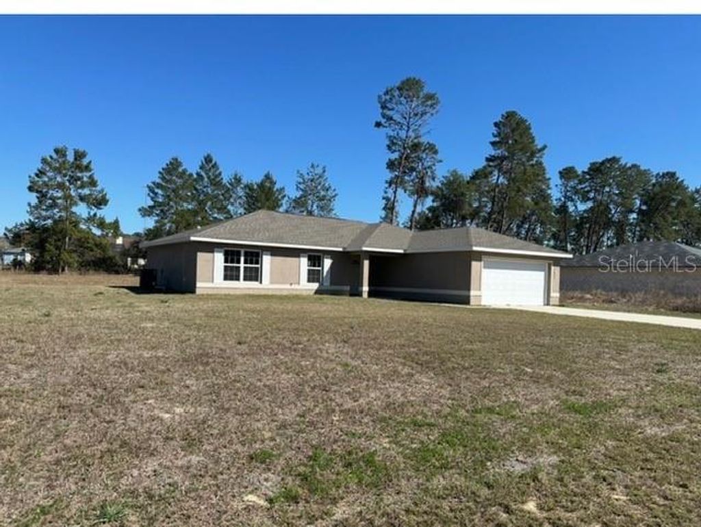 Photo of 17425 SW 25th Court, Ocala, FL 34473 (MLS # OM726464)