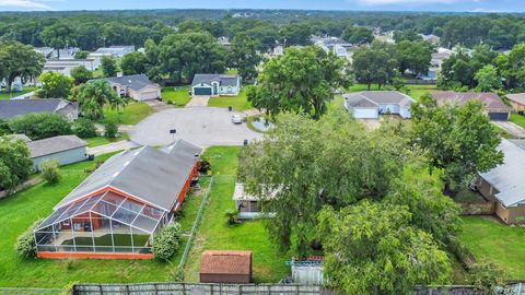 A home in LAKELAND