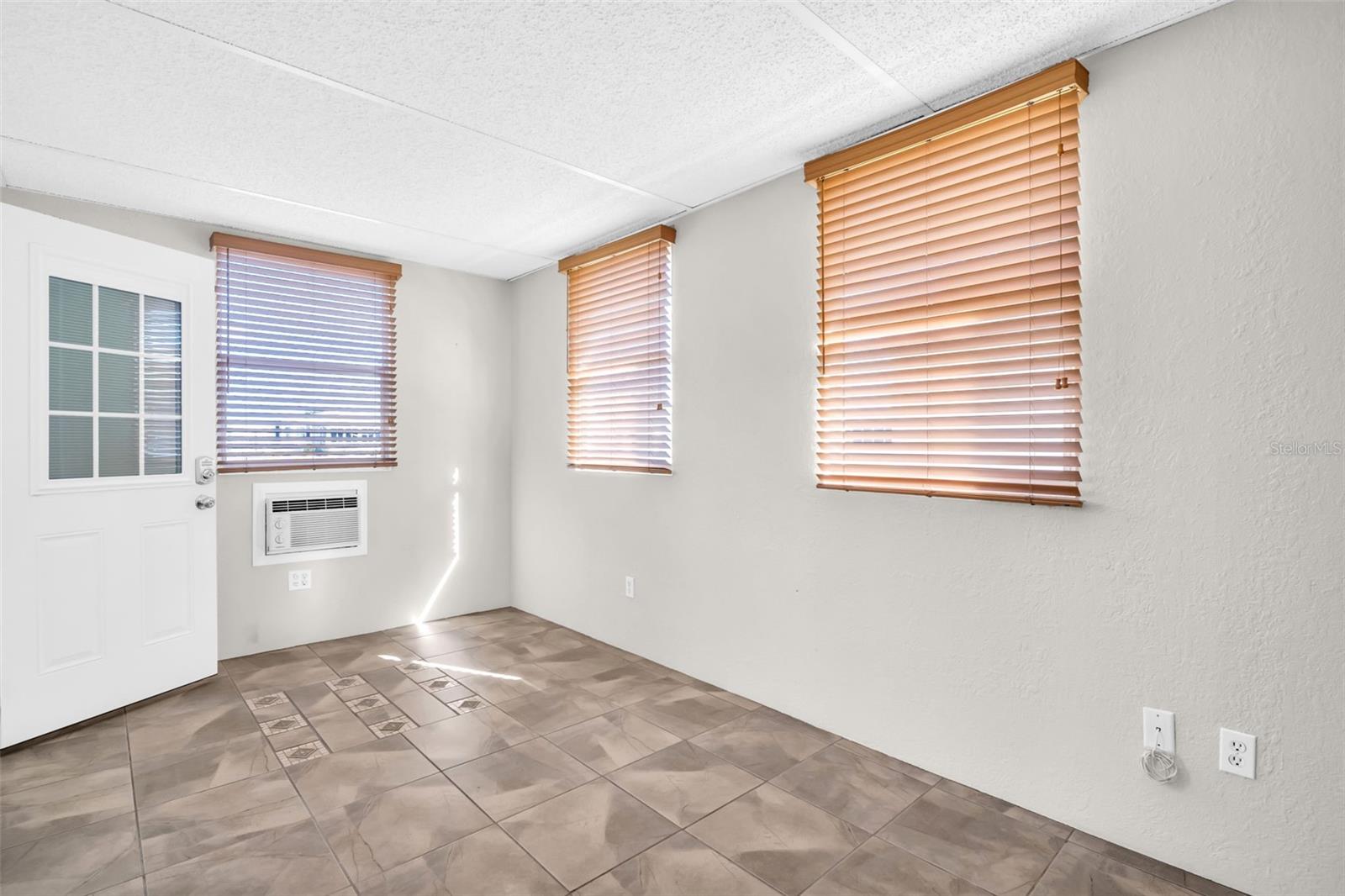 GULL-AIRE VILLAGE PH 2A - Residential