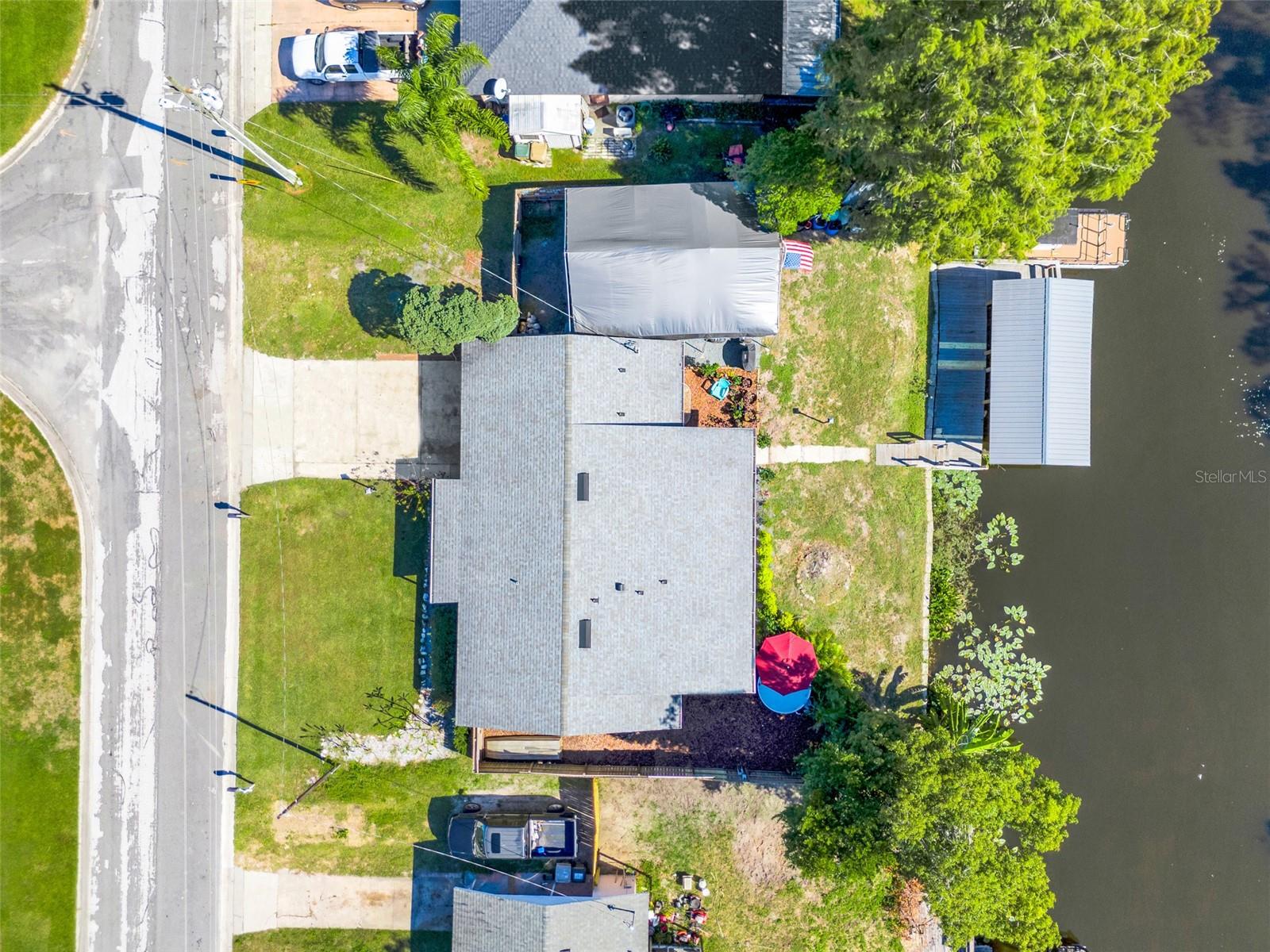 LAKE HARRIS SHORES UNIT 01 - Residential