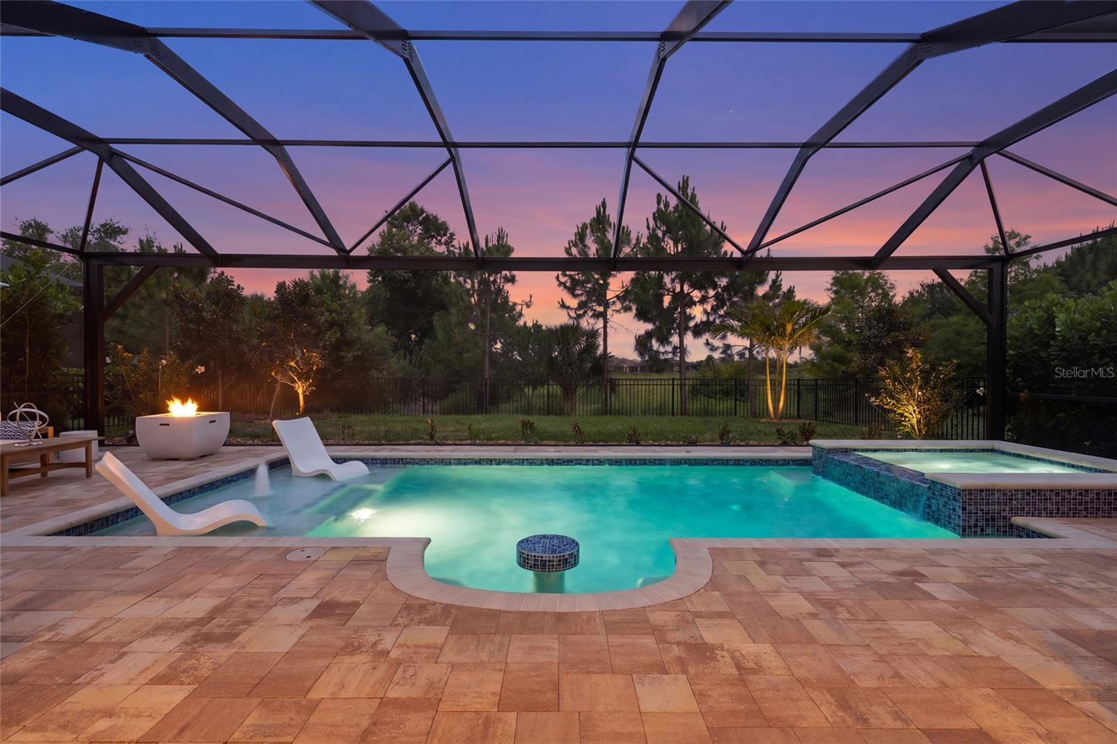733 TAILWIND PLACE