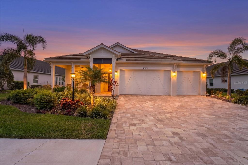 Photo of 733 Tailwind Place, Sarasota, FL 34240 (MLS # A4692495)