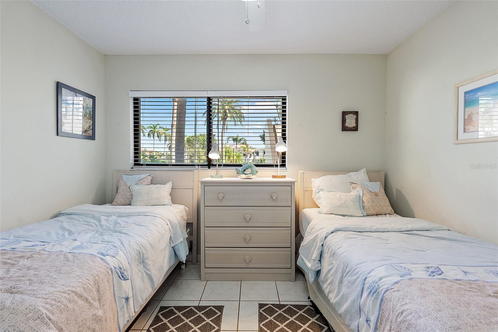 BAHIA DEL MAR II - Residential