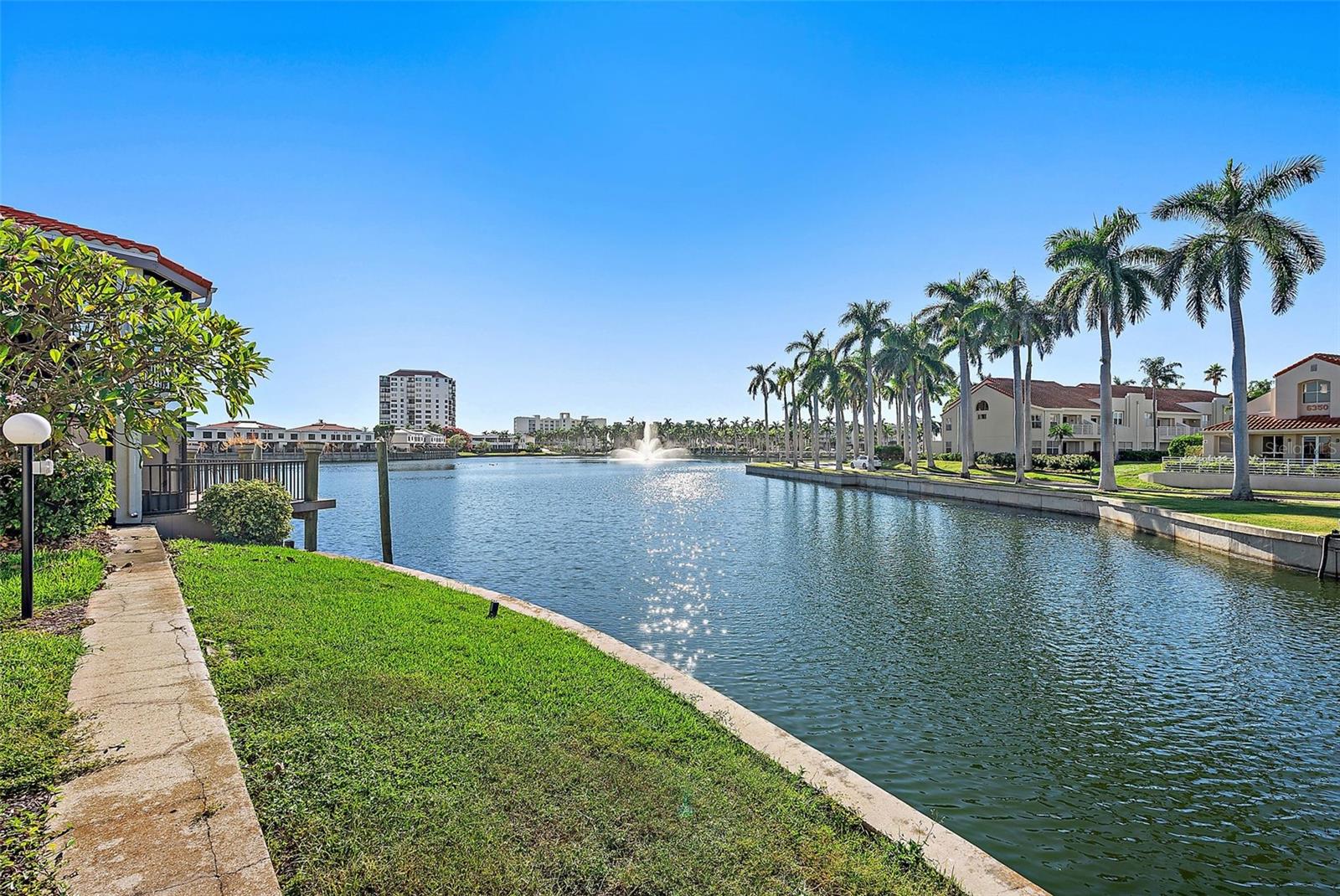 BAHIA DEL MAR II - Residential
