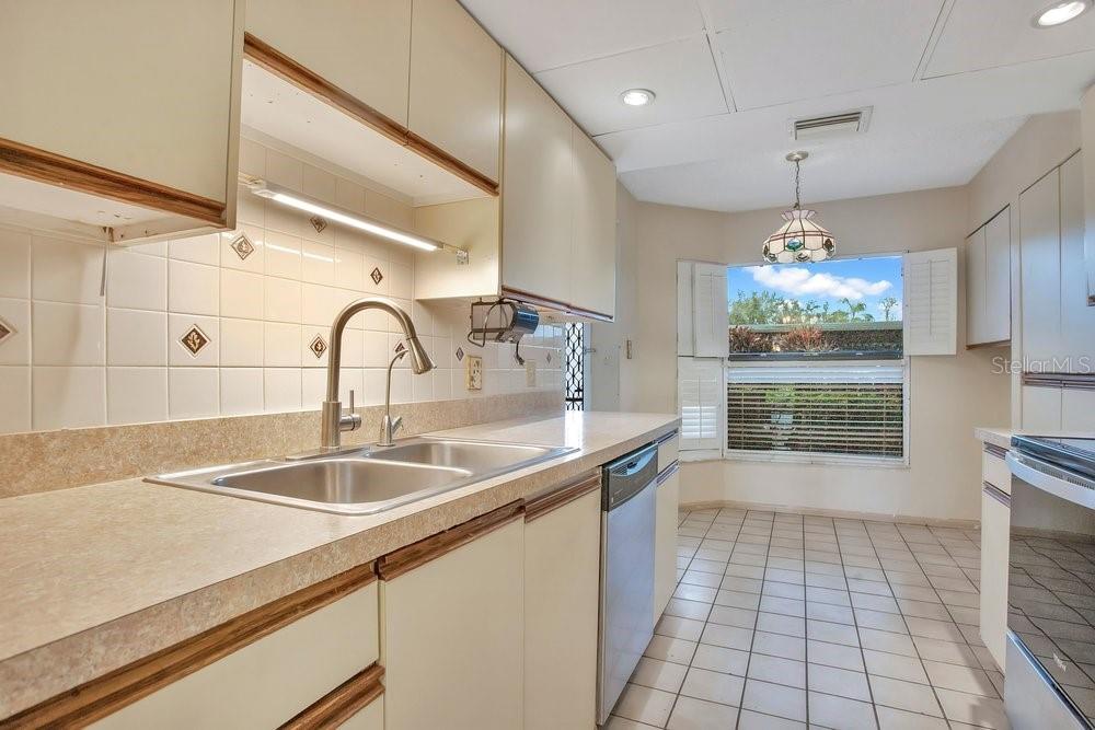 PASADENA COVE CONDO - Residential