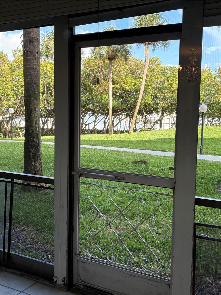 PASADENA COVE CONDO - Residential