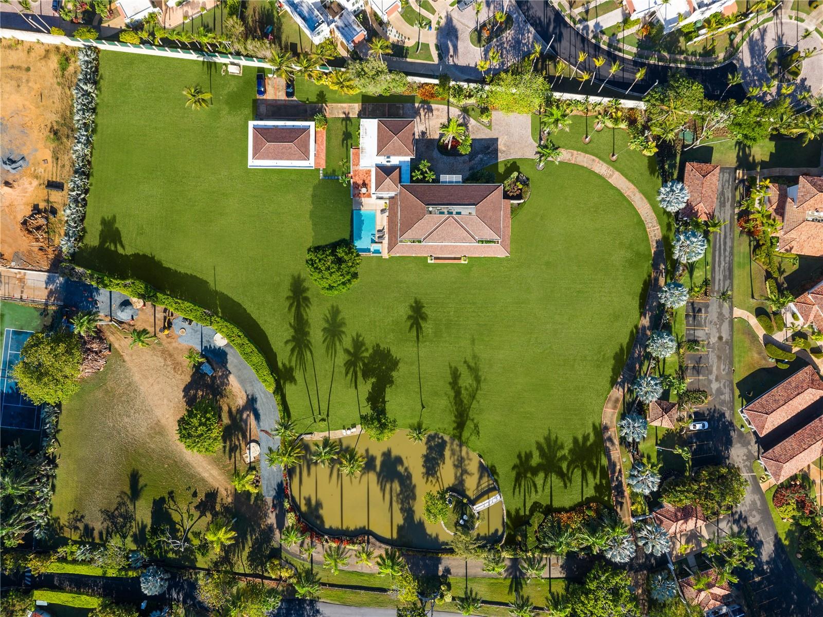 800 THE REDONDA ESTATE