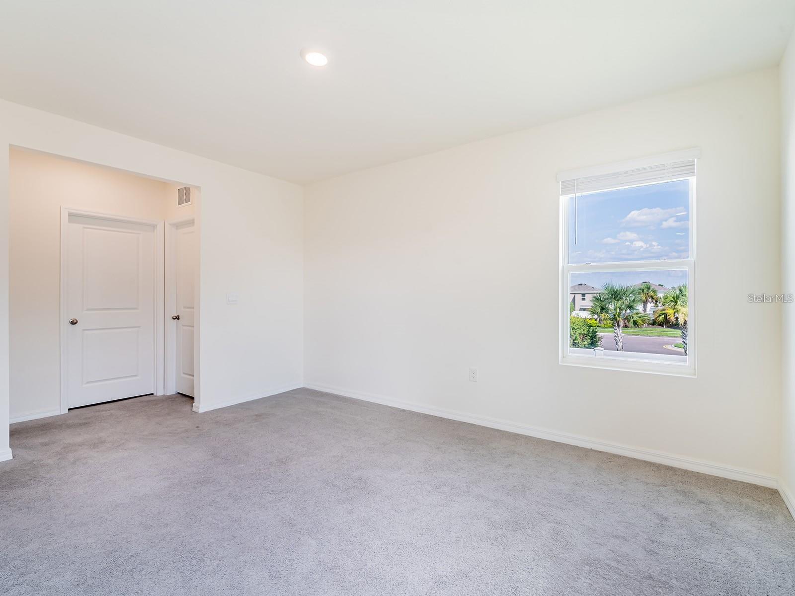 AVALON PARK WEST-NORTH PH 1A & - Residential Lease