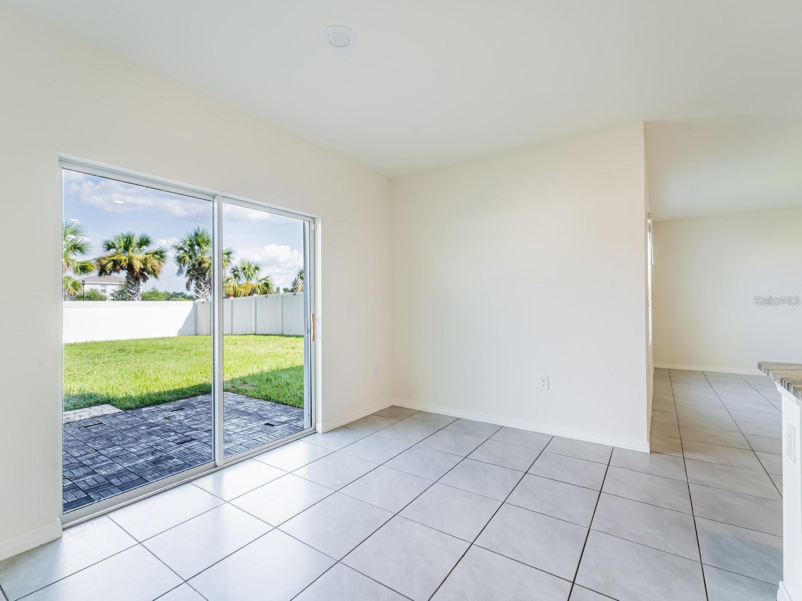 AVALON PARK WEST-NORTH PH 1A & - Residential Lease