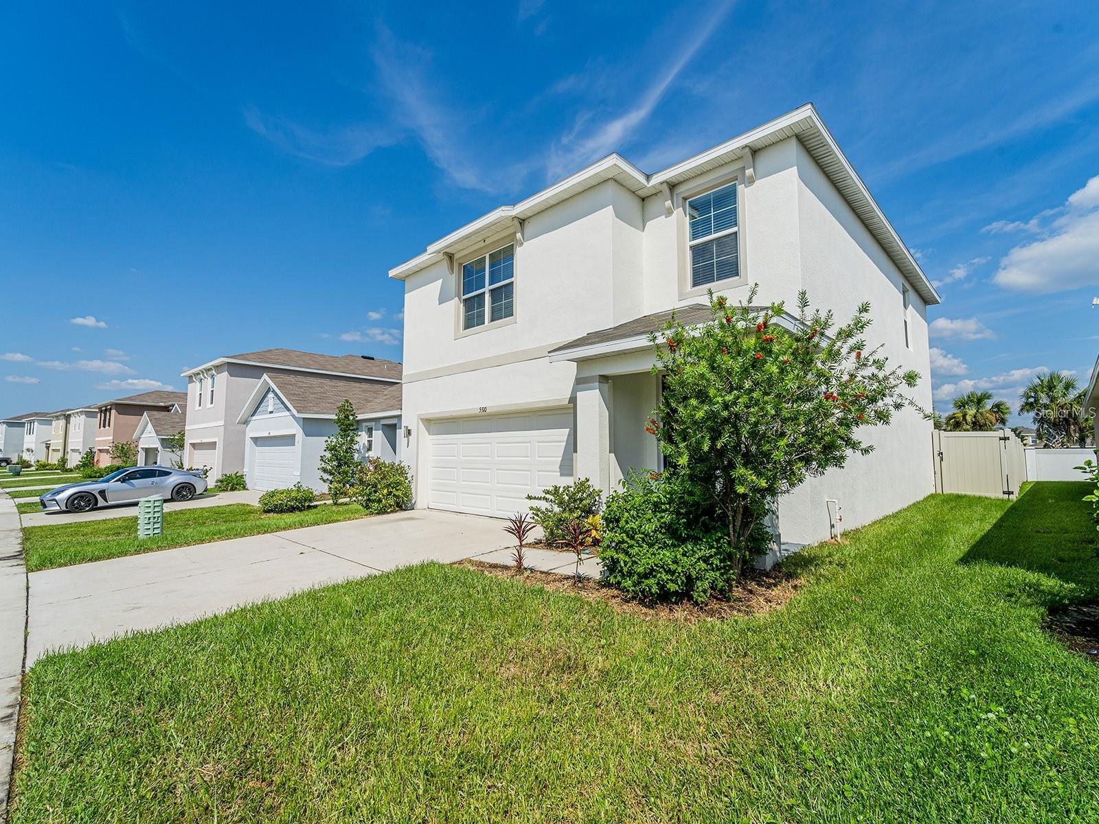 AVALON PARK WEST-NORTH PH 1A & - Residential Lease