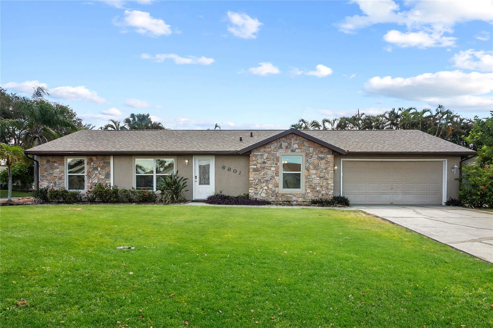 Charming Pool Home Minutes from Anna Maria Island & IMG Academy!
Welcome to this beautifully maintained 3-bedroom, 2-bathroom home in the heart of Bradenton, FL — just minutes from the white sandy beaches of Anna Maria Island and only 8 minutes from the world-renowned IMG Academy.
Perfect as a primary residence, vacation home, or short-term rental investment, this family-friendly property features 7 total beds, comfortably accommodating larger groups. The open-concept layout offers a bright and welcoming living space with new stainless steel appliances, a fully equipped kitchen (pots, pans, utensils, coffee maker, and Keurig included), and high-speed Wi-Fi (400mbps).
Step outside into your private tropical oasis — enjoy a fenced-in backyard, covered patio, heated pool, and spa, perfect for relaxing and entertaining year-round.
Highlights:
3 spacious bedrooms, 2 full bathrooms
Heated pool & spa with screened lanai
Fenced yard for privacy and security
Turnkey-furnished option available
5-star rental history with high demand
No HOA & short-term rentals allowed
Close to beaches, shops, restaurants, and more
Whether you're looking for a personal retreat or an income-producing asset, this gem checks all the boxes. Schedule your showing today!
It is the buyers and buyer's agent responsibility to verify all room measurements, utilities info, lot size, schools zoning, building addition permits, building materials, along with all property information in this listing. All room measurements and dimensions are estimates.