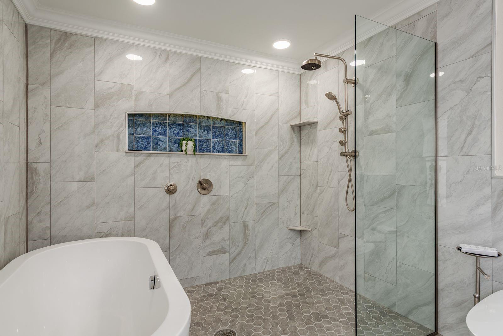 TARPON WOODS 4TH ADD - Residential