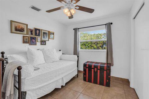 Single Family Residence in BONITA SPRINGS FL 10345 SANDY HOLLOW LANE 25.jpg