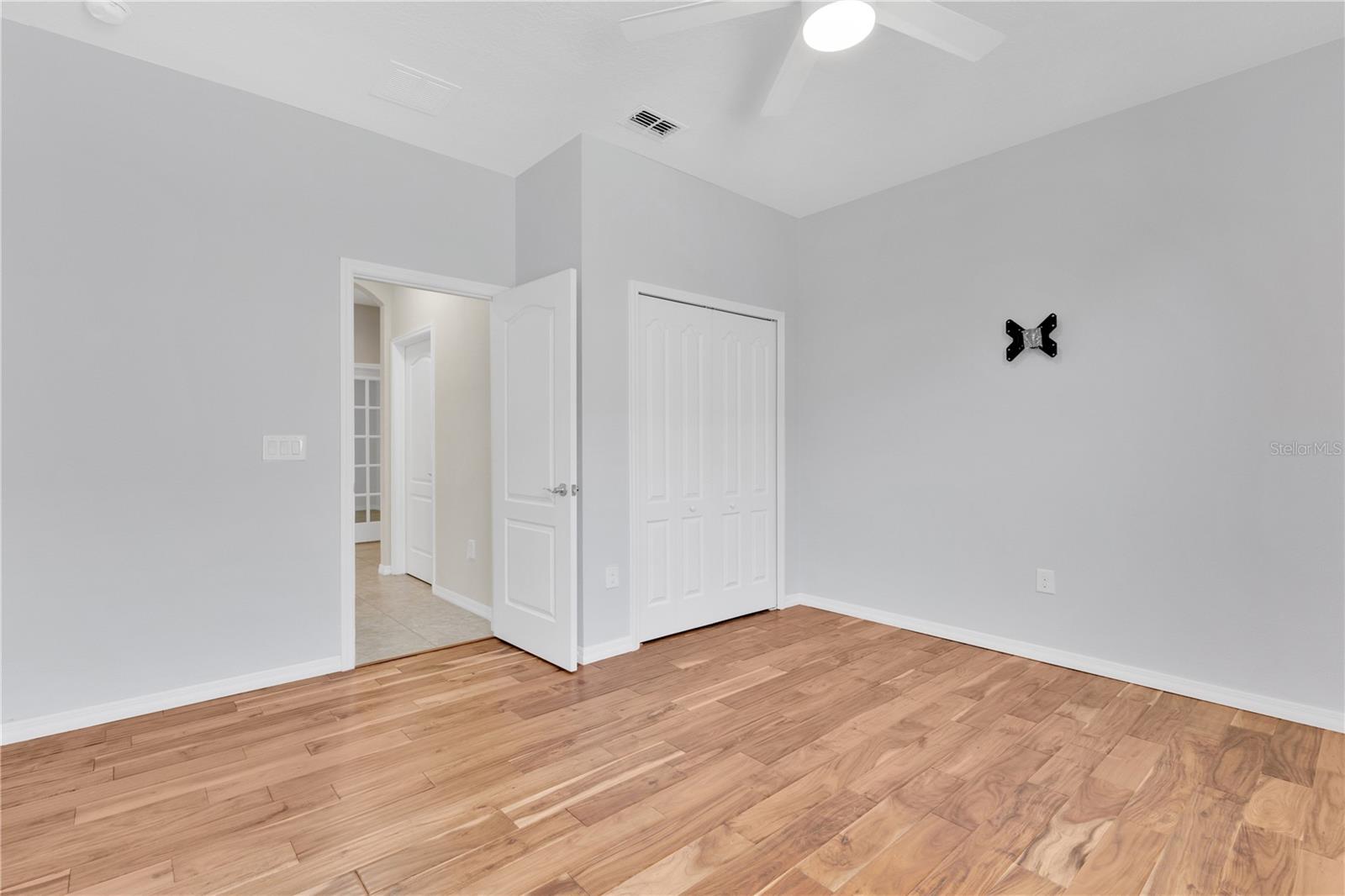 CHAMPIONS RESERVE - Residential