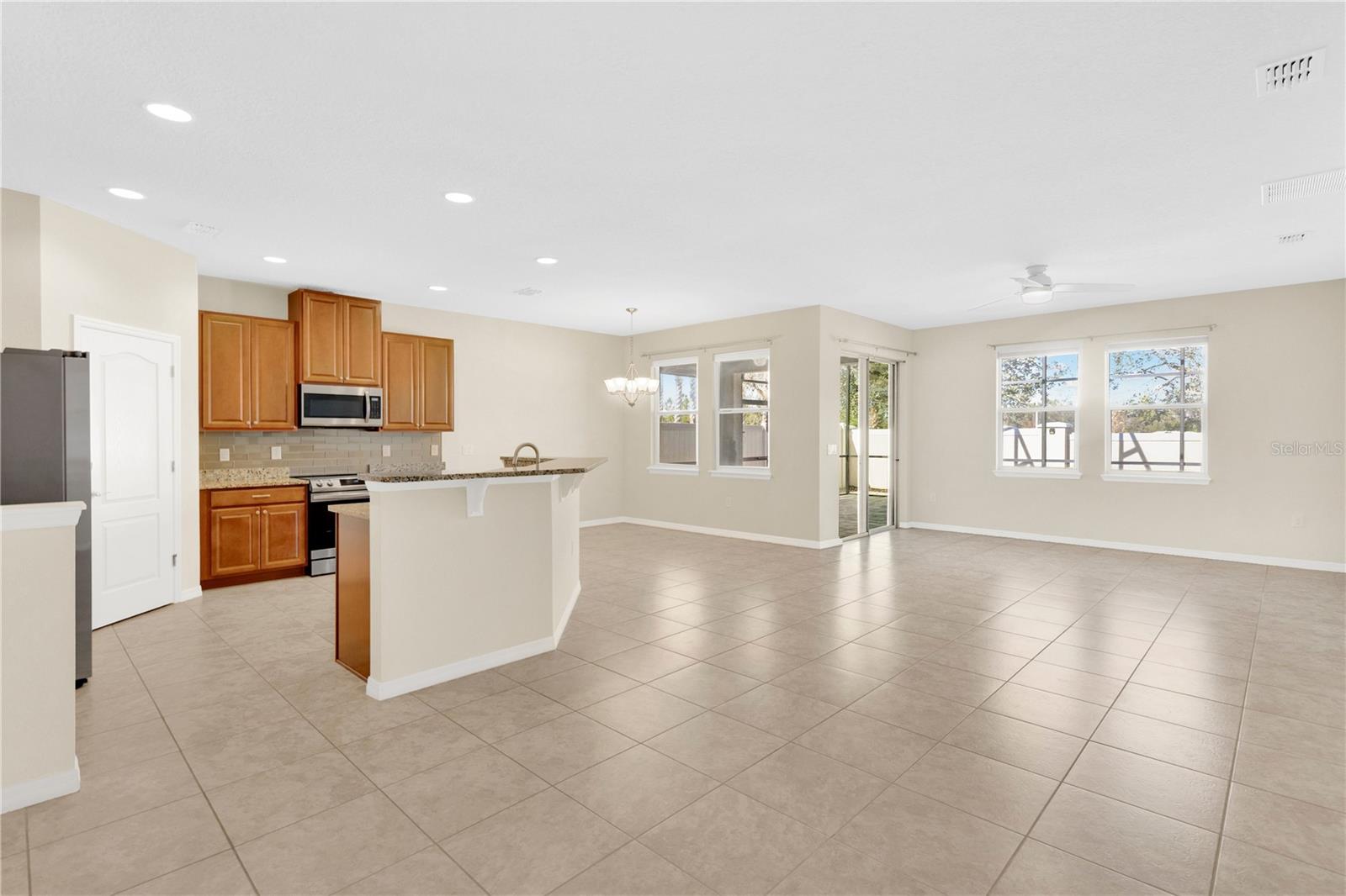 CHAMPIONS RESERVE - Residential