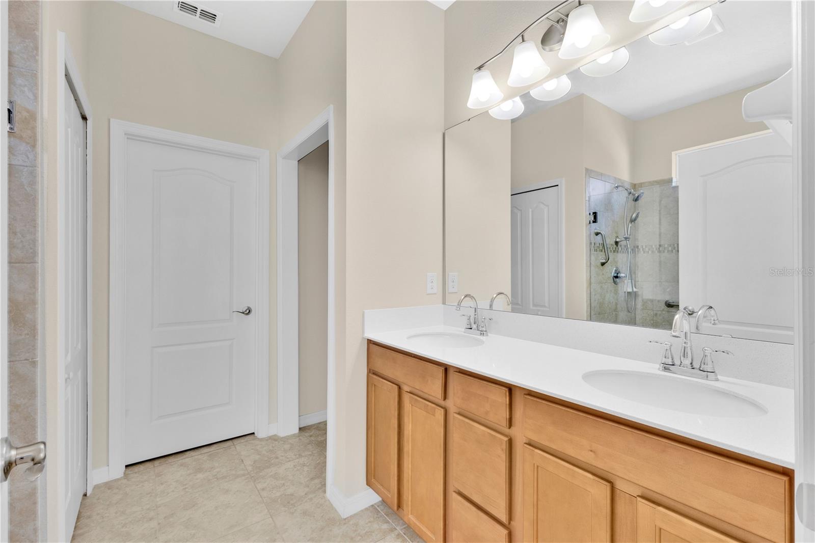 CHAMPIONS RESERVE - Residential