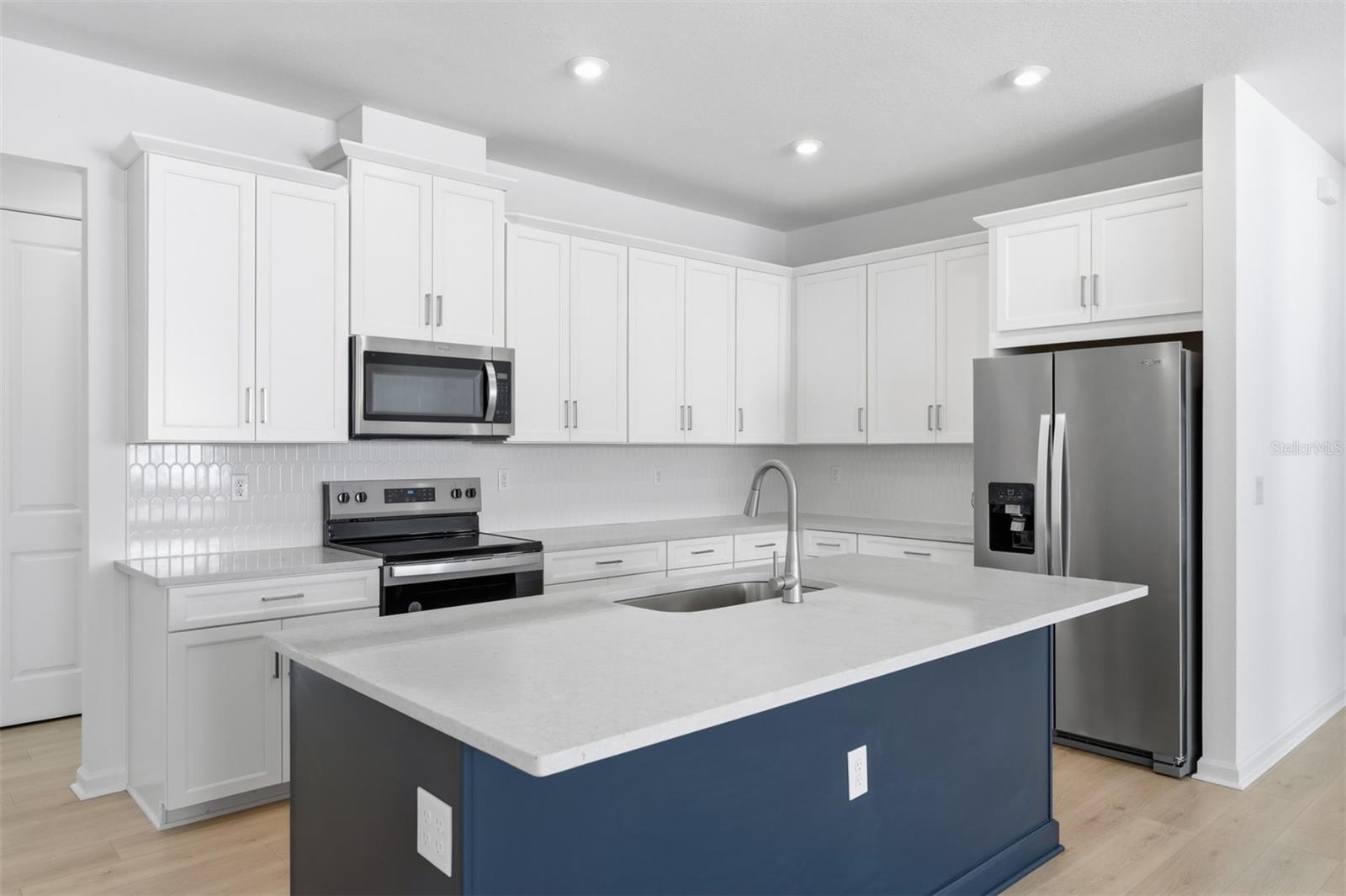 13273 GENERATIONS AVENUE