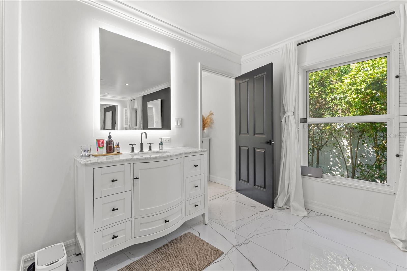 MONTICELLO PARK - Residential