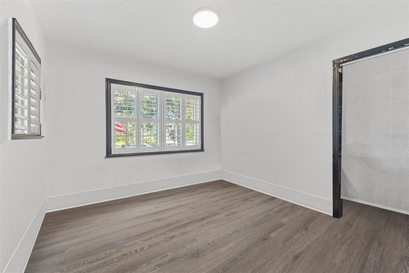 MONTICELLO PARK - Residential