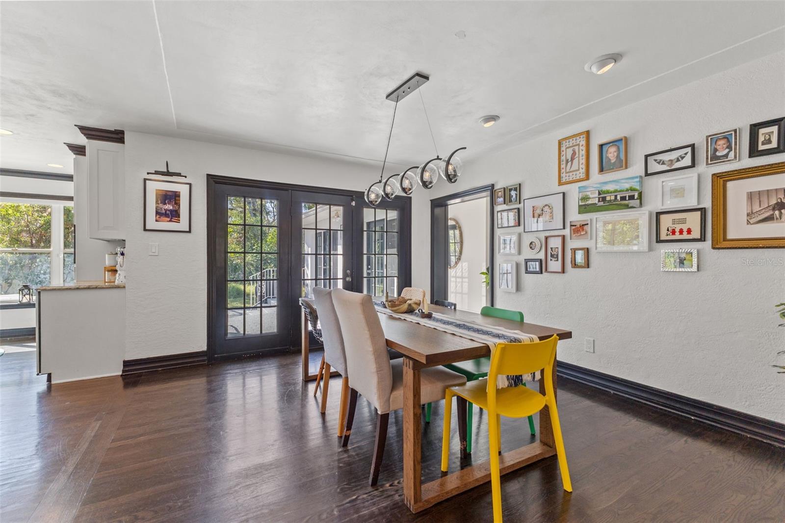 MONTICELLO PARK - Residential