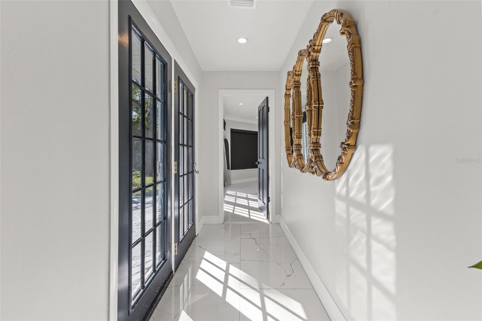 MONTICELLO PARK - Residential