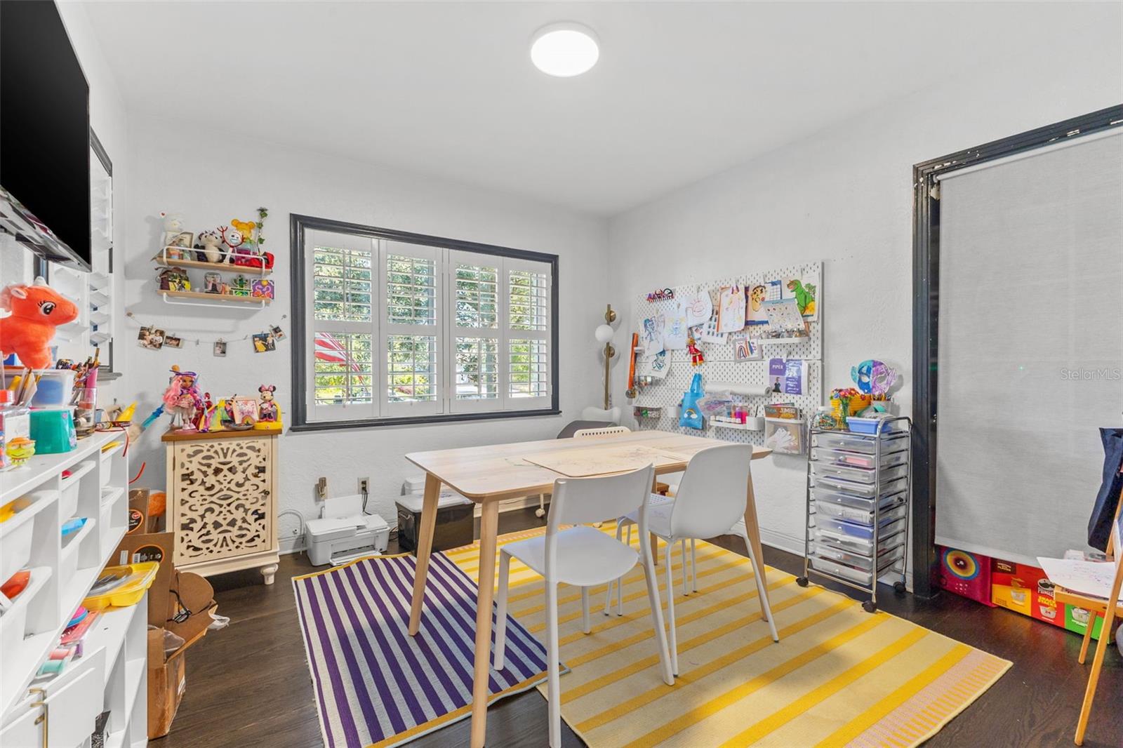 MONTICELLO PARK - Residential