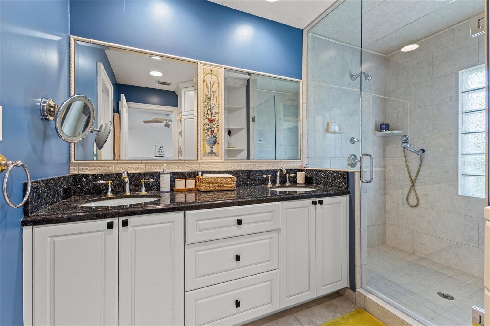 MONTICELLO PARK - Residential