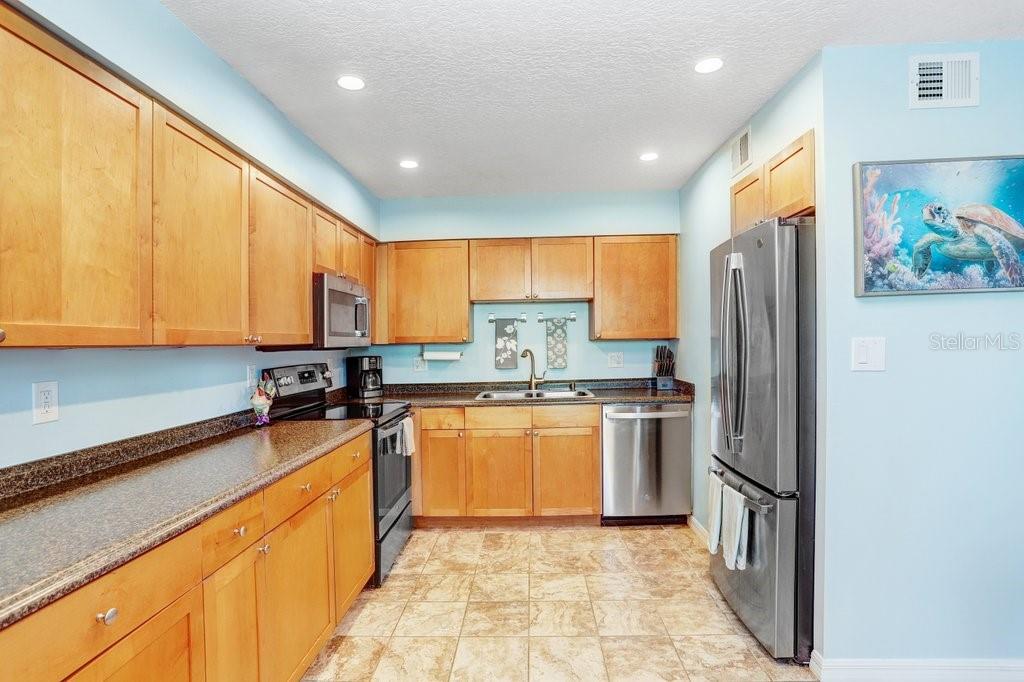 WATERSIDE AT COQUINA KEY SOUTH - Residential